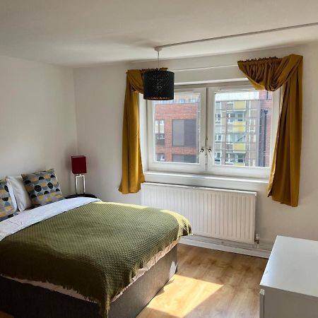 Morden 2 Bedroom Apartment Tower Bridge London Exterior photo